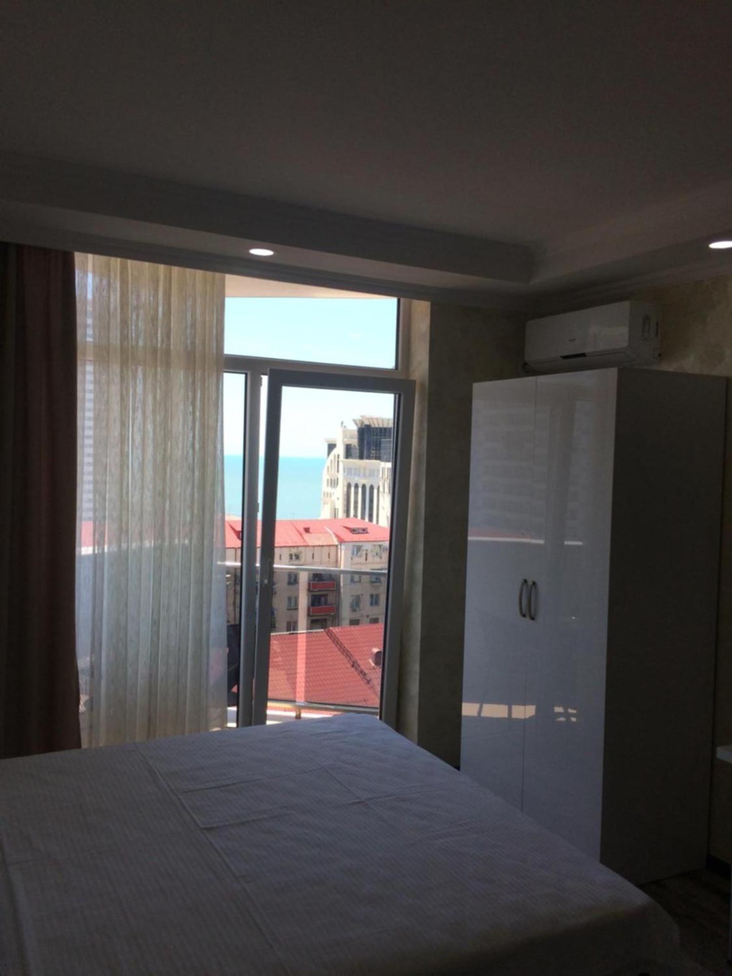 Appartamento Selfie Batumi Esterno foto